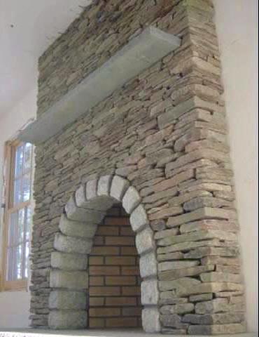 Dry-stacked Pennsylvania Flatstone with Cobble Arch.JPG